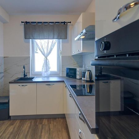 Ivan Apartman Сень Екстер'єр фото